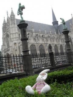 Chase at the Notre Dame du Sablon in Brussels